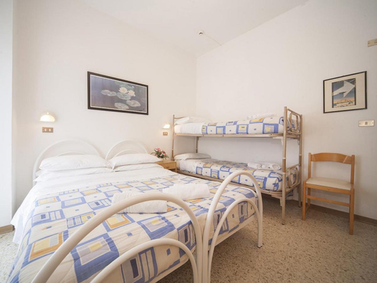 Hotel Gemini Ρίμινι Εξωτερικό φωτογραφία