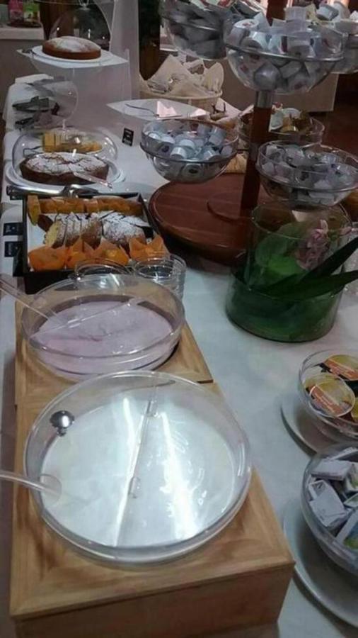 Hotel Gemini Ρίμινι Εξωτερικό φωτογραφία