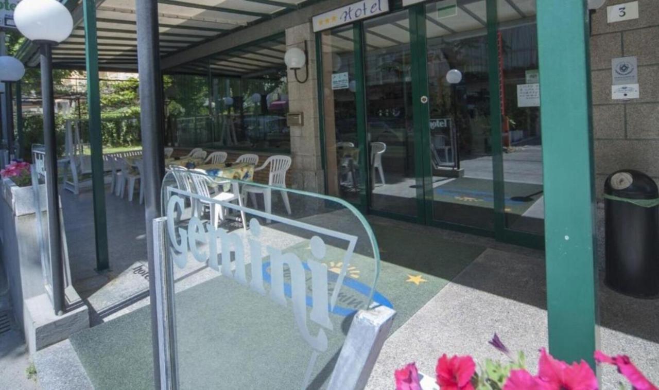 Hotel Gemini Ρίμινι Εξωτερικό φωτογραφία