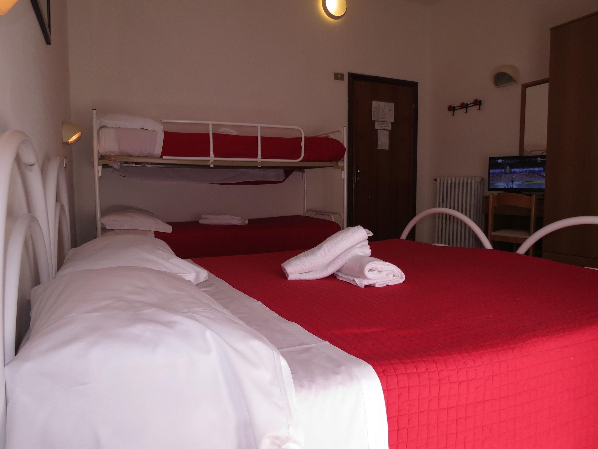 Hotel Gemini Ρίμινι Εξωτερικό φωτογραφία