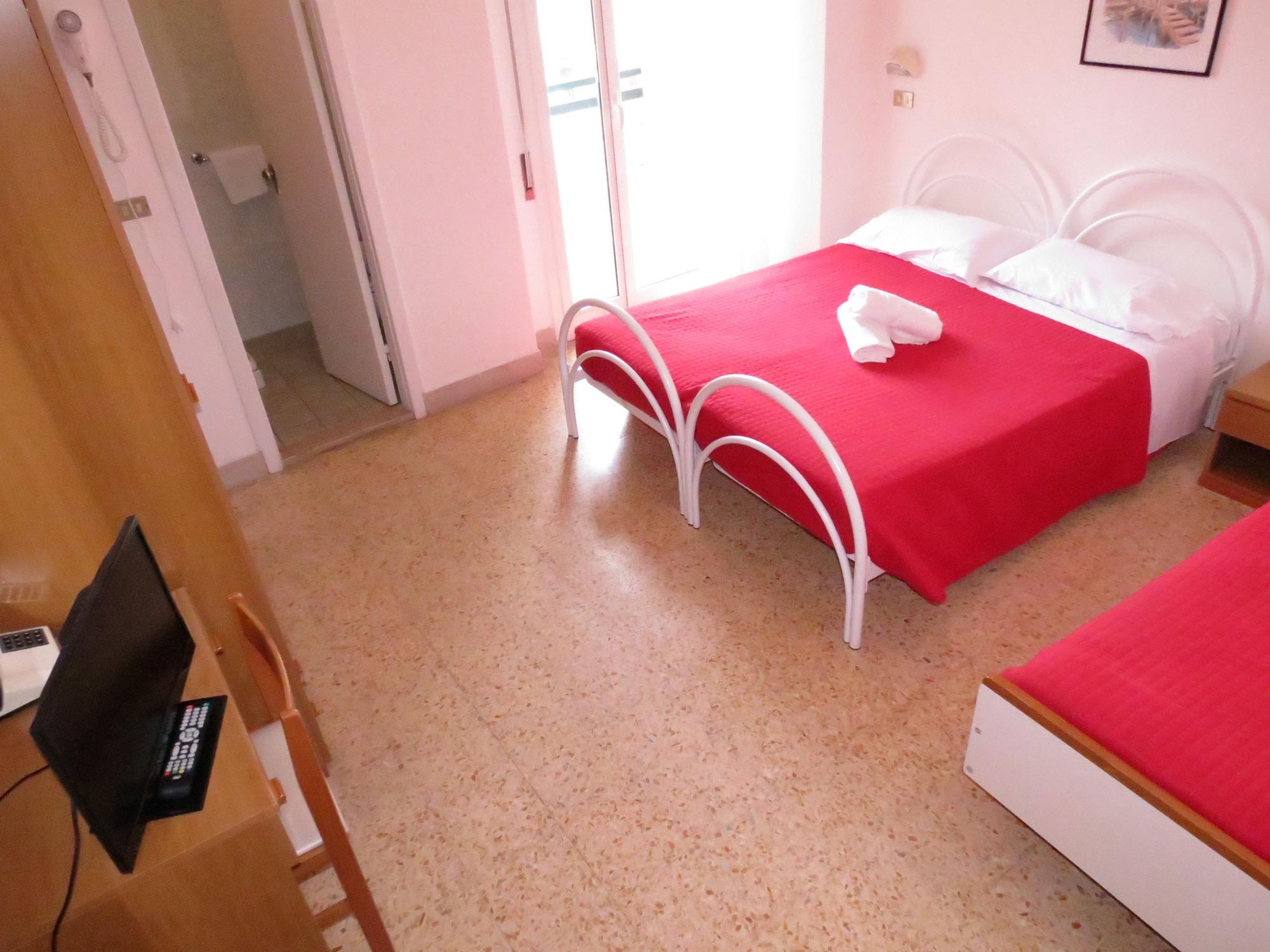 Hotel Gemini Ρίμινι Εξωτερικό φωτογραφία