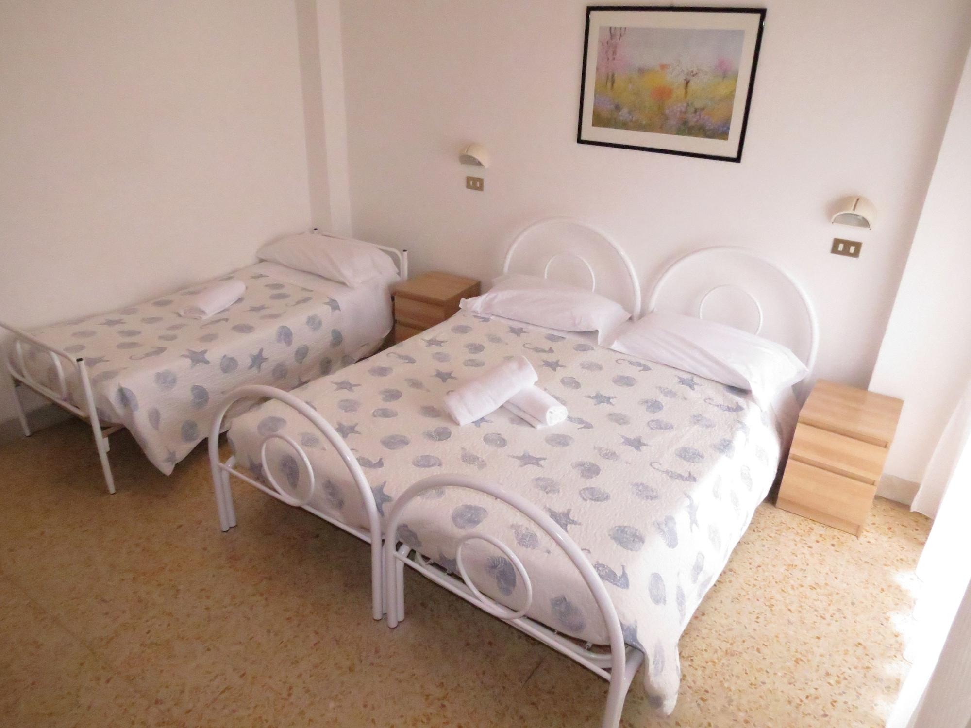 Hotel Gemini Ρίμινι Εξωτερικό φωτογραφία