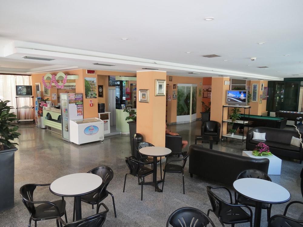 Hotel Gemini Ρίμινι Εξωτερικό φωτογραφία