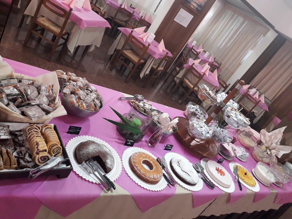 Hotel Gemini Ρίμινι Εξωτερικό φωτογραφία